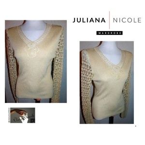 Juliana Collection  NWOT  Beige Sweater
